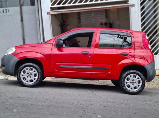 FIAT UNO 1.0 EVO VIVACE 8V FLEX 4P MANUAL FIAT UNO 1.0 EVO VIVACE 8V FLEX 4P MANUAL